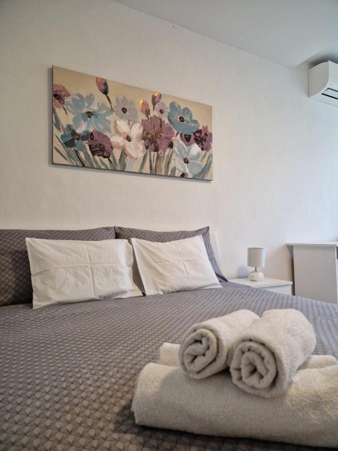 Apartment And Room Marija Krk Town Kültér fotó